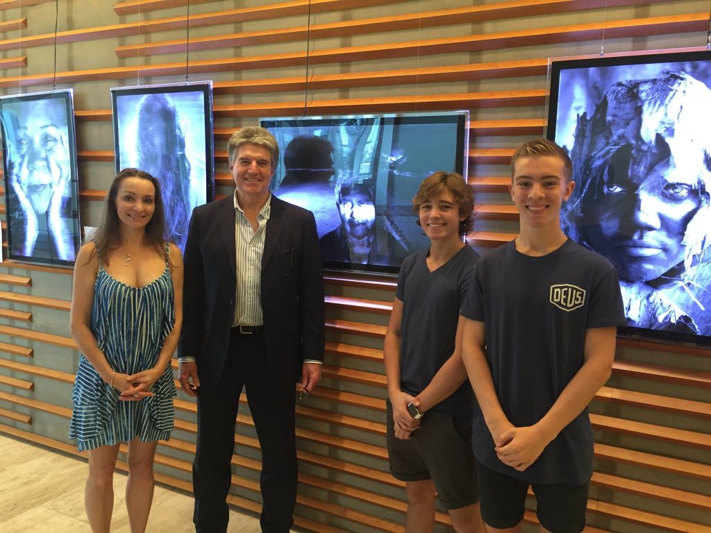 885175_10153816215313637_6203109248359076372_o-1024x768